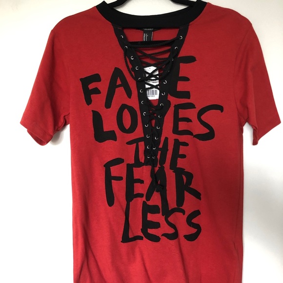 Forever 21 red T-shirt with front lace up - Picture 1 of 5